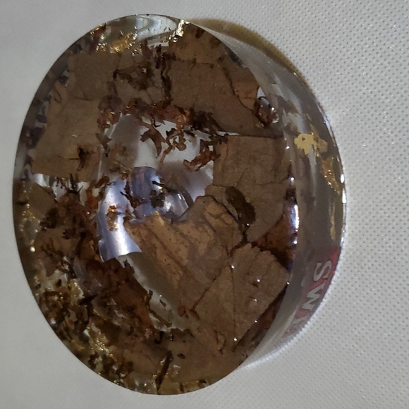 Resin ashtray - Picture 5 of 7